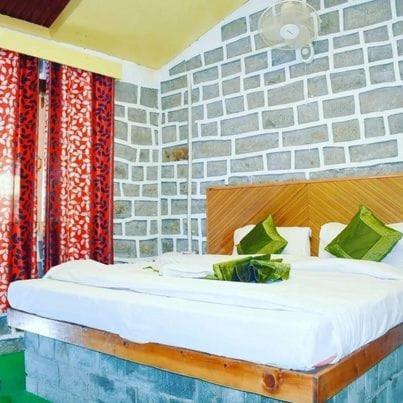 Hotel Seraj International Manāli エクステリア 写真
